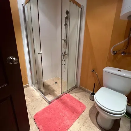 Two Bedroom 5 Minutes From The Apartamento