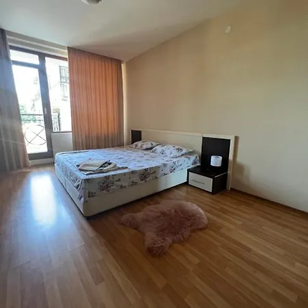 Apartamento Two Bedroom 5 Minutes From The